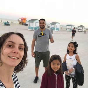 Meet your Posher, Raquel